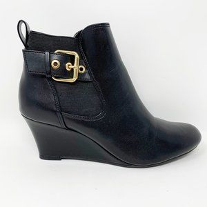 Dexflex Comfort Black Wedge Bootie Size 6